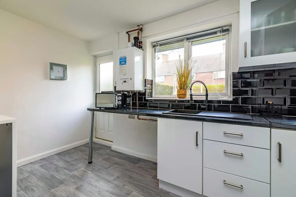 Villa Entire Stylish Family Home With Free Parking Nottingham
